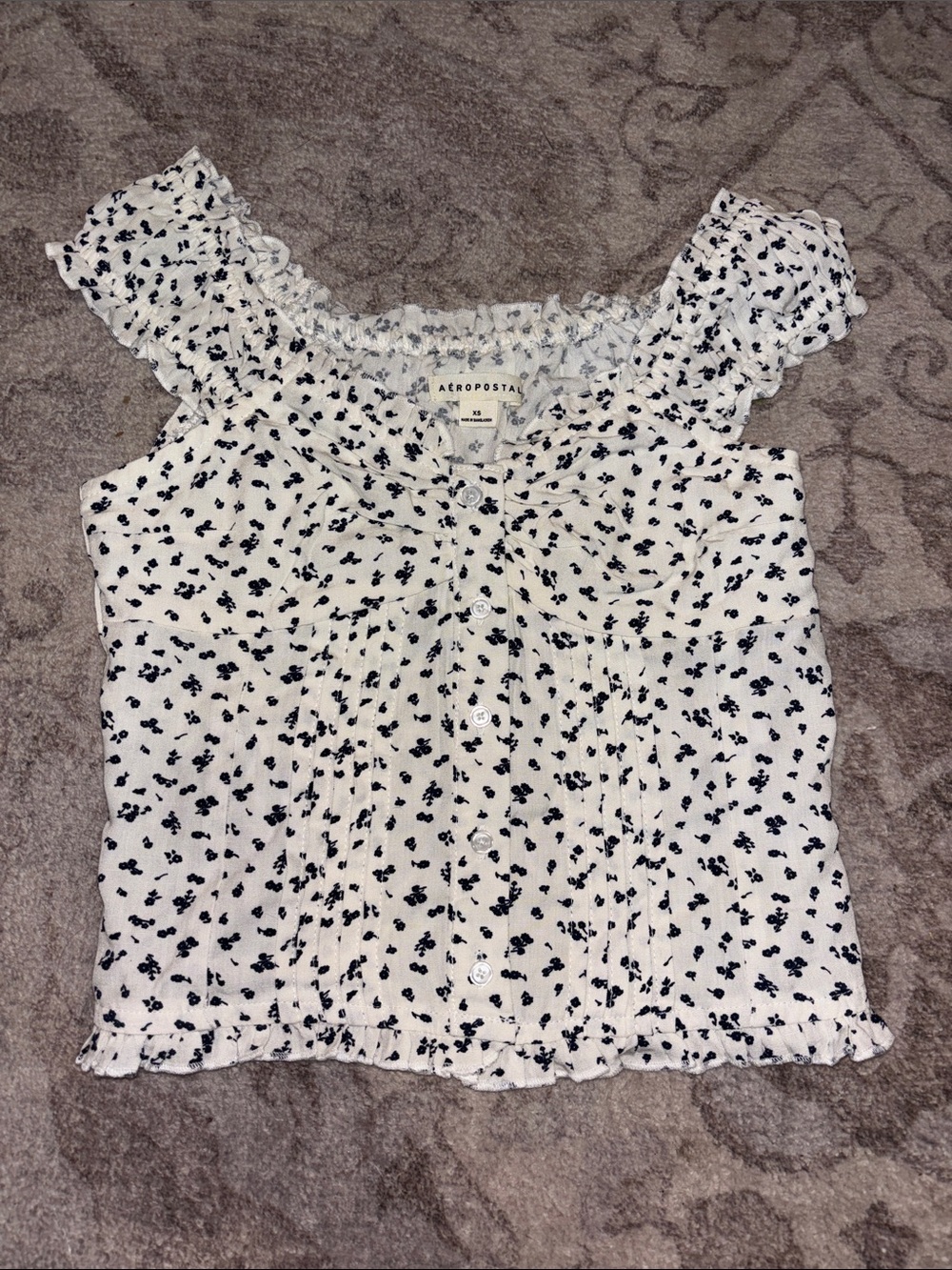 Aeropostale White Floral Button-Front Ruffle shirt - Picture 1 of 4
